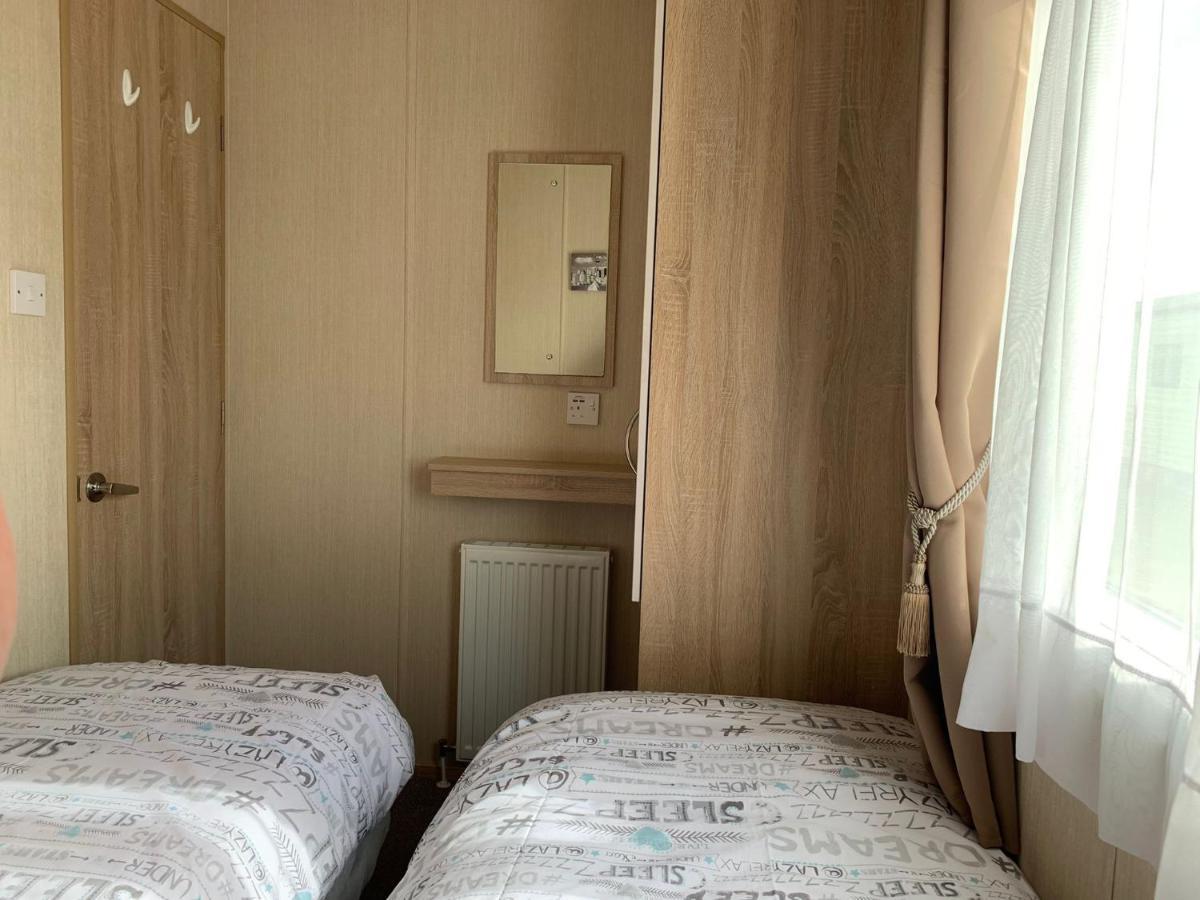 Hotel 6 Berth Park Dean Saltfleet Barneys Den Extérieur photo